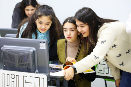 Blog: Connecting girls to a bright future in ICT